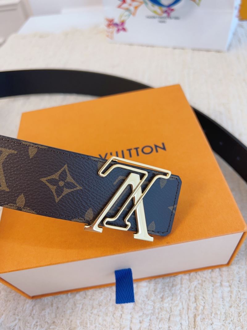 l0vis Vvtt0n belts